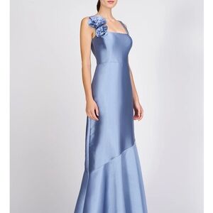 Kay Unger The Emelia Gown  size 12